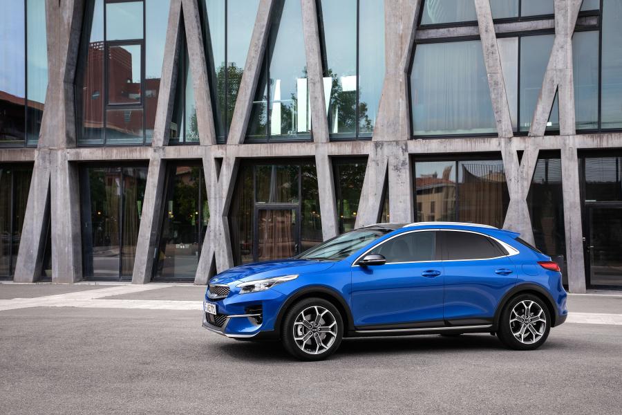  Kia XCeed 2019 года  (WW) (фото 17 из 40)